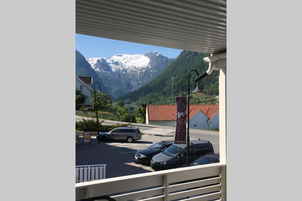 Balestrand Fjordapartments Holmen 19A Bagian luar foto