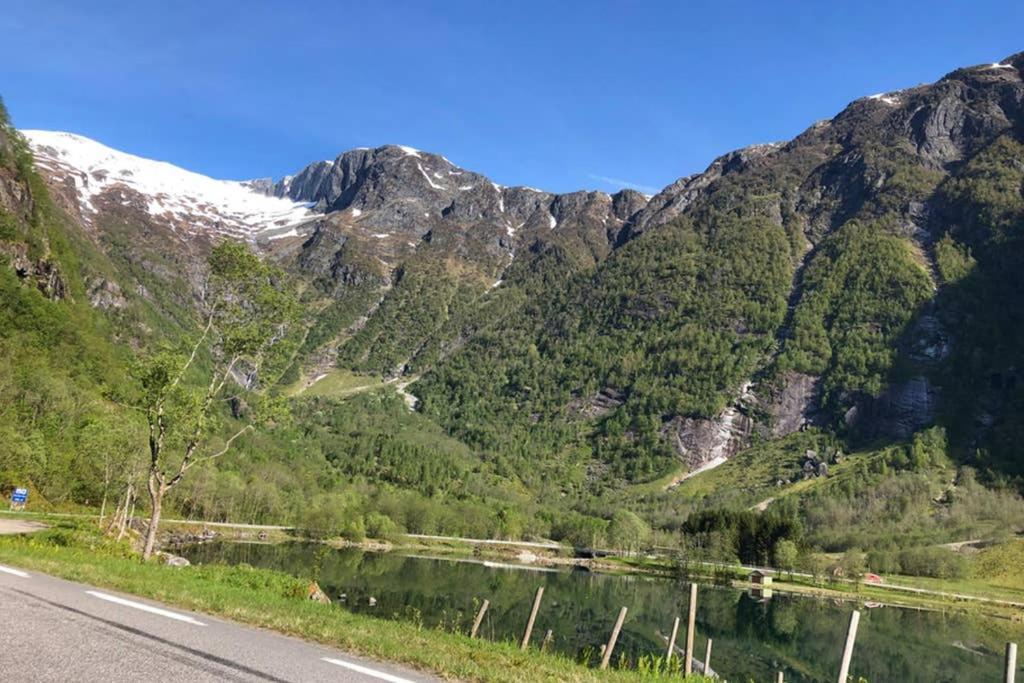 Balestrand Fjordapartments Holmen 19A Bagian luar foto