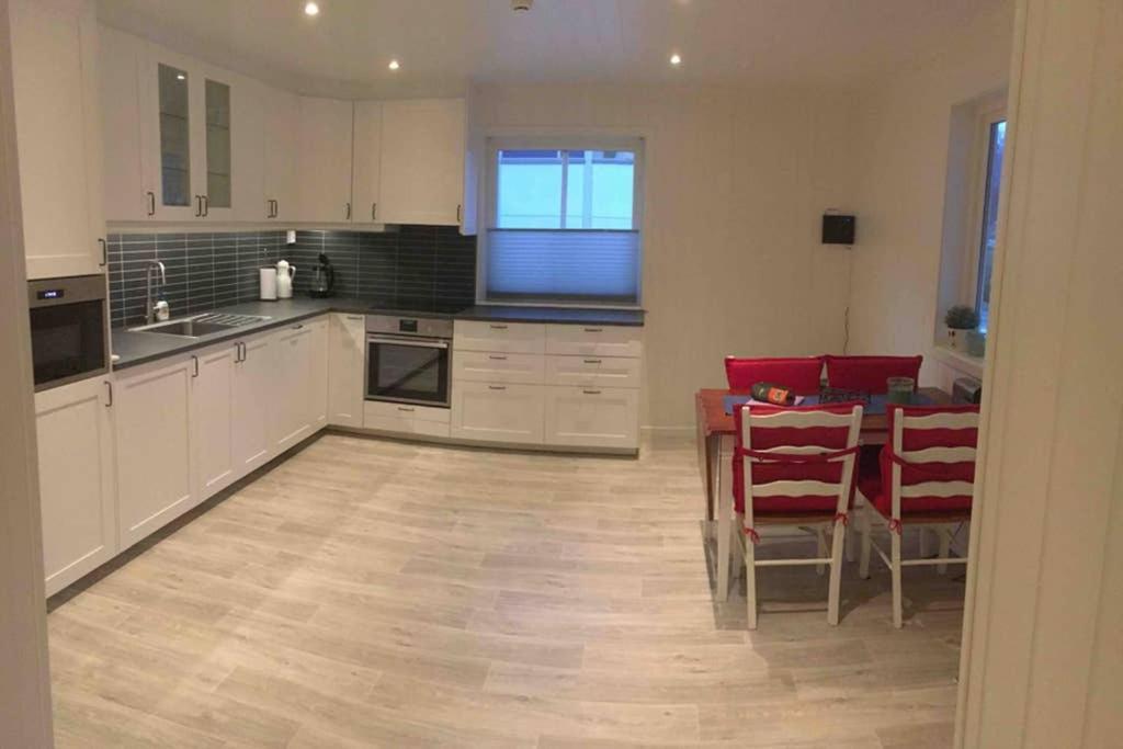 Balestrand Fjordapartments Holmen 19A Bagian luar foto