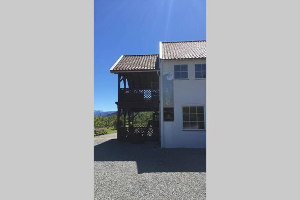 Balestrand Fjordapartments Holmen 19A Bagian luar foto