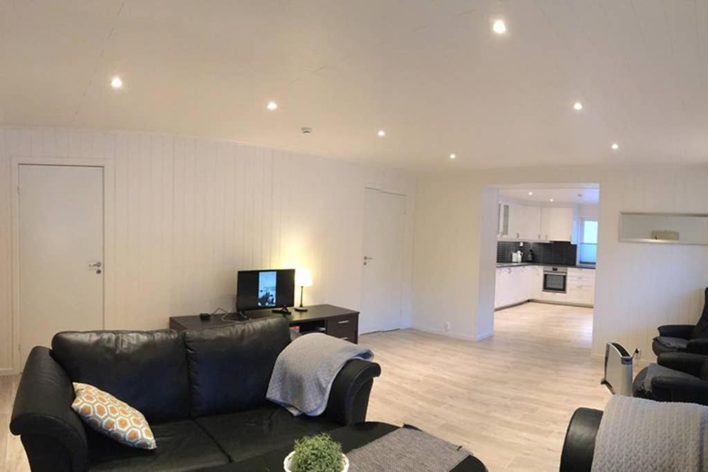 Balestrand Fjordapartments Holmen 19A Bagian luar foto